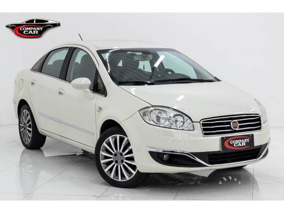 FIAT LINEA 1.8 ESSENCE 16V FLEX 4P MANUAL FIAT LINEA 1.8 ESSENCE 16V FLEX 4P MANUAL